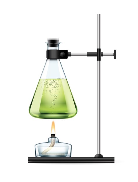 緑の液体でいっぱいのガラスフラスコと白で隔離されたアルコールバーナーを備えた化学実験室スタンド