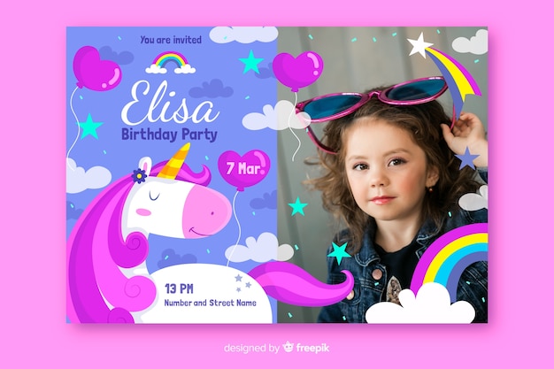 Free vector children birthday invitation design with photo