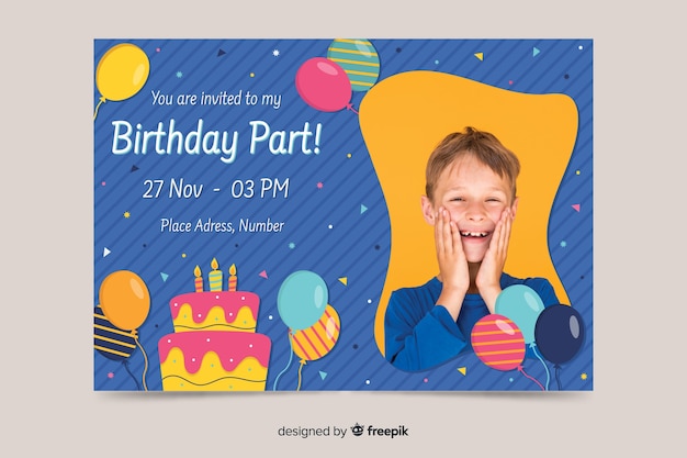 Free vector children's birthday invitation template with photo