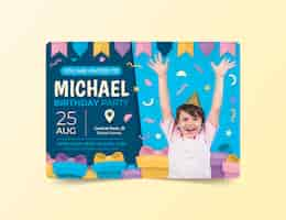 Free vector childrens birthday invitation template with photo