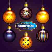 Free vector christmas collection of realistic baubles