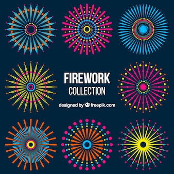 Raccolta di fuochi d'artificio nel design piatto