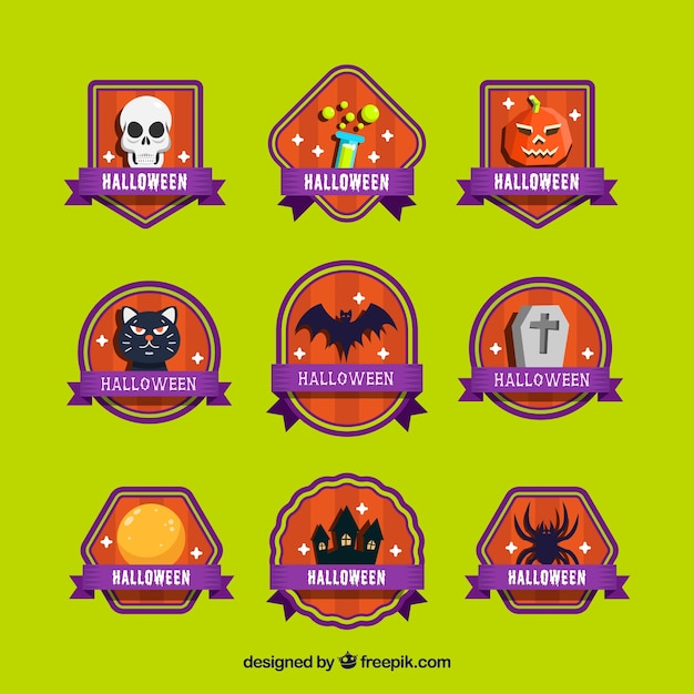 Vettore gratuito raccolta di adesivi con elemento halloween in design piatto