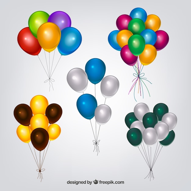 Raccolta di mazzo di palloncini colorati in stile realistico