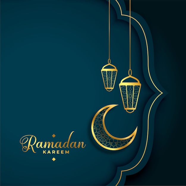 Free vector cultural ramadan kareem golden greeting in islamic style