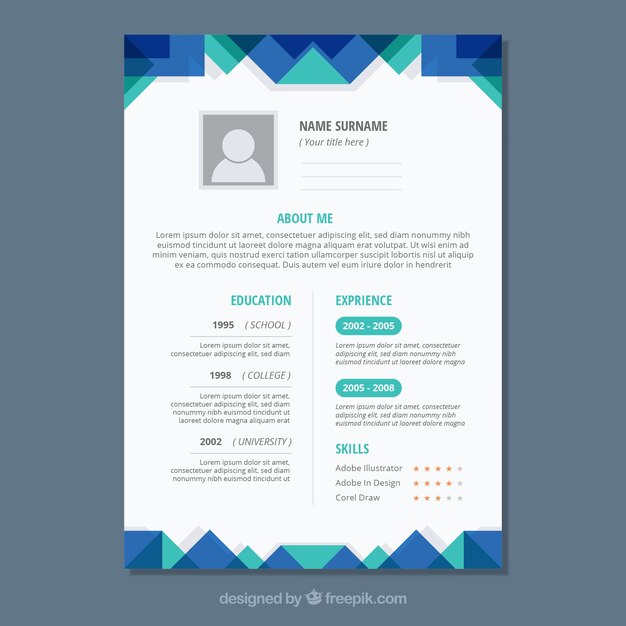 Curriculum vitae with blue geometric shapes