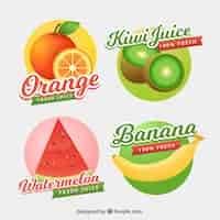 Бесплатное векторное изображение Декоративные этикетки фруктовых соков в реалистичном дизайне