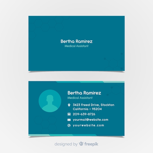 Free vector elegant business card with medical design