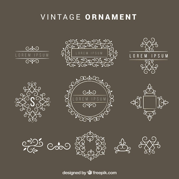 Elegant set of vintage ornaments