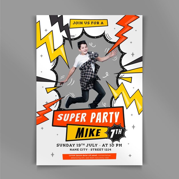 Free vector flat superhero birthday invitation with photo