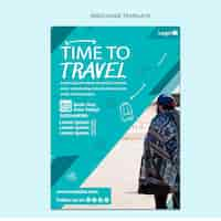 Vettore gratuito brochure del tempo piatto per viaggiare