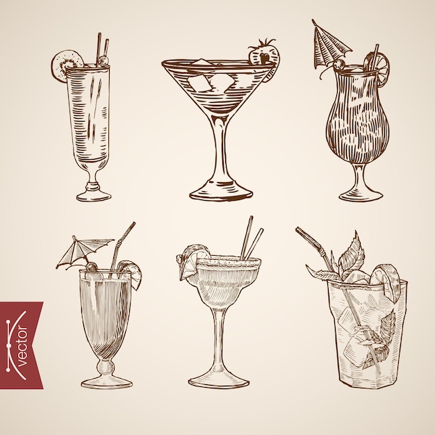 Free vector freehand drawing. drinks in glasses.