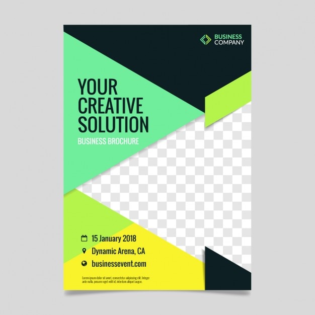 Vettore gratuito brochure affari con poligonali forme