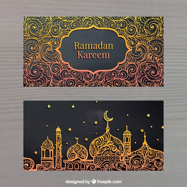 Бесплатное векторное изображение Золотые знамена рамадана карея
