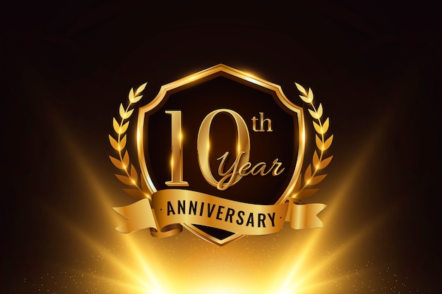 Free vector gradient 10th anniversary or birthday card