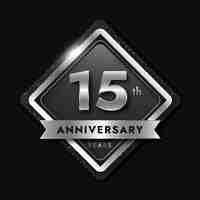 Vettore gratuito gradiente 15° anniversario o design di compleanno