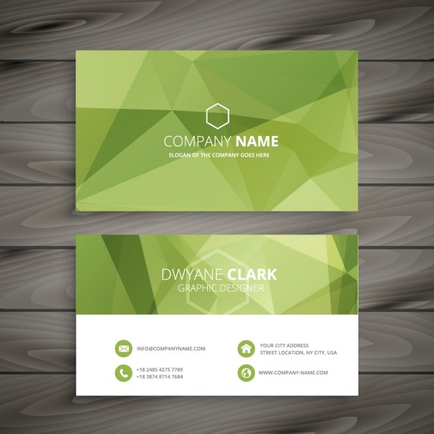 Free vector green business card in low poly style