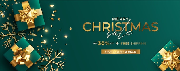 Free vector green and golden realistic christmas sale banner template