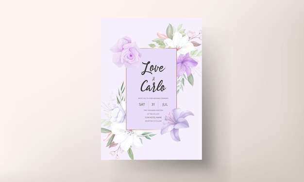 손으로 그린 아름다운 보라색 꽃 결혼식 초대장 템플릿