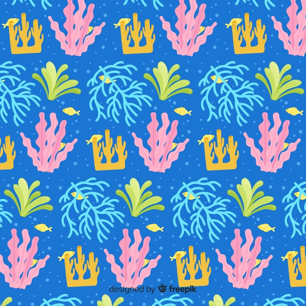 Free vector hand drawn coral with sea animals background