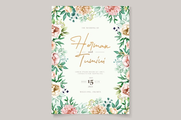 Vettore gratuito set di carte di nozze floreali disegnati a mano