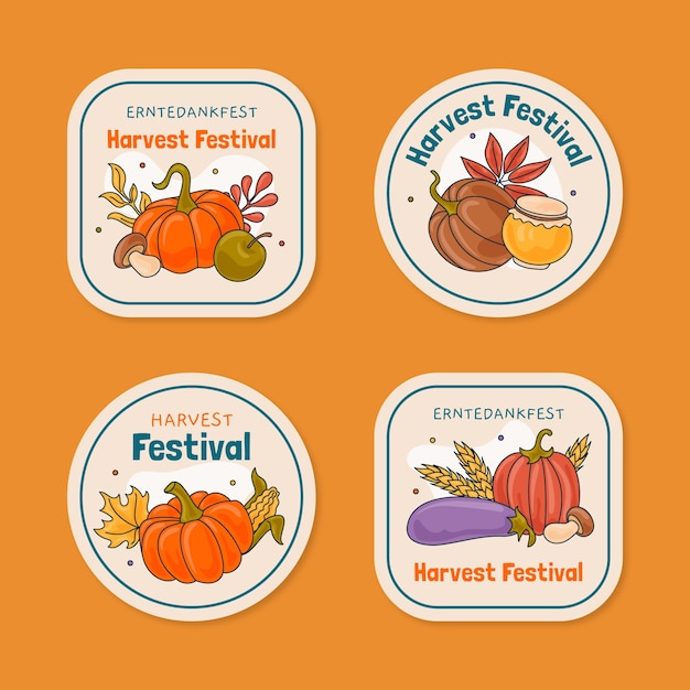 Vettore gratuito collezione di etichette del festival del raccolto disegnate a mano con foglie e verdure