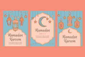 Vettore gratuito collezione di biglietti d'auguri per la celebrazione del ramadan disegnati a mano
