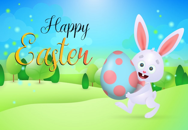 Free vector happy easter lettering with bunny carrying egg on meadow