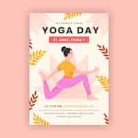 Vettore gratuito volantino o poster piatto disegnato a mano per la giornata internazionale dello yoga
