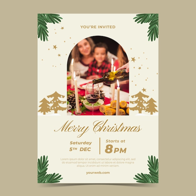 Free vector invitation template for christmas season celebration