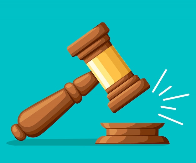 Judge holding gavel | Premium Vector