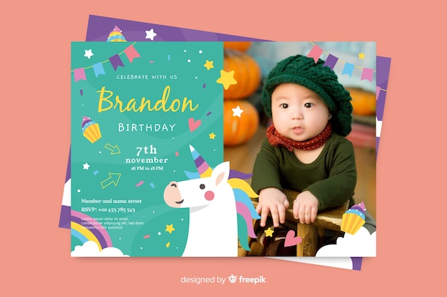 Free vector kids birthday invitation template with image