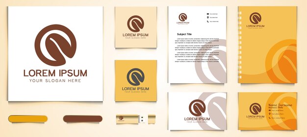 Буква O и семена кофе в зернах Логотип и шаблон бизнес-брендинга Designs Inspiration Isolated on White Background