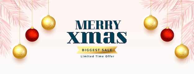 Free vector merry christmas biggest sale banner with hanging bauble