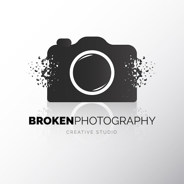 Free vector modern camera broken logotype