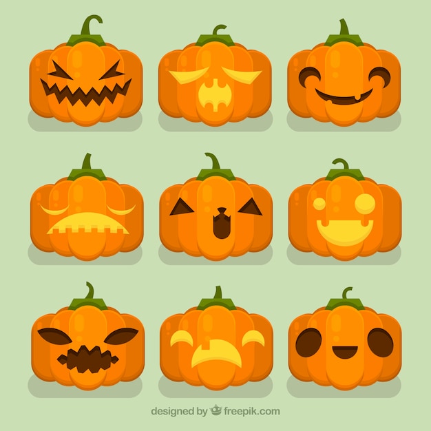 Free vector pack of pumpkins in flat design