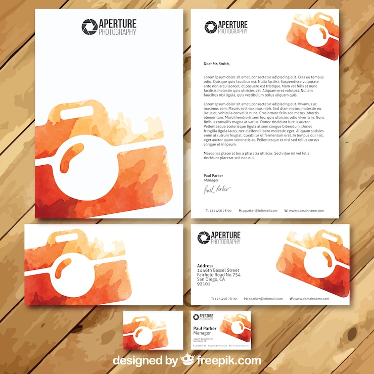 Free Vector photographer watercolor visit card set