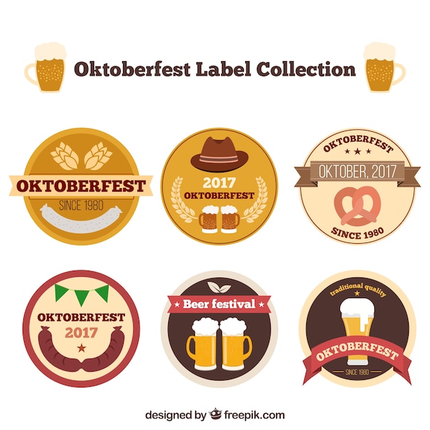 Vettore gratuito grazioso set di etichette oktoberfest