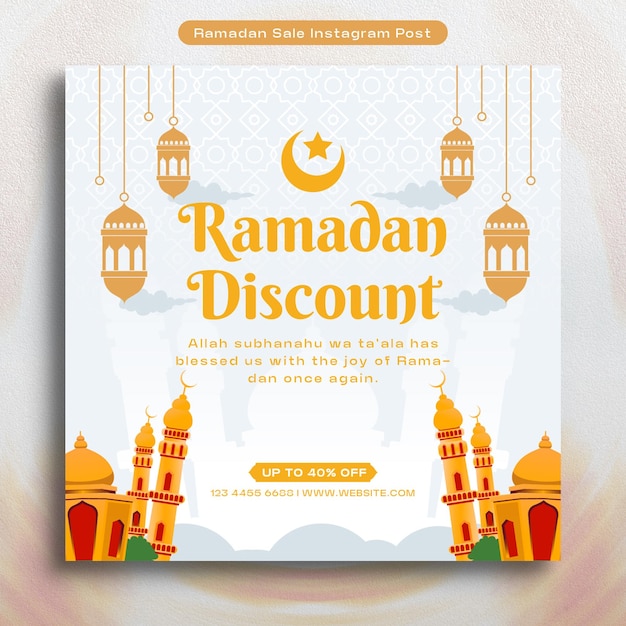 Free vector ramadan discount offer social media post illustration design template