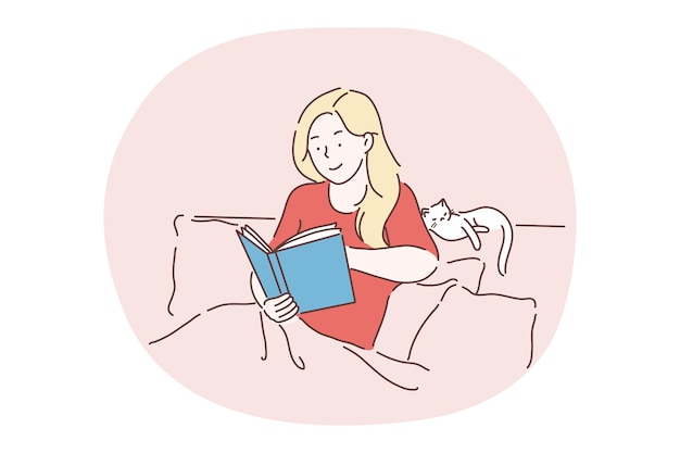 読書​、​本​と​猫​と​一緒​に​家​で​リラックス​、​ベッド​の​コンセプト​に​とどまる​。​居心地​の​良い​ベッド​に​座って​、​家​の​近く​で​眠っている​猫​と​本​を​読んでいる​若い​十​代​の​笑顔​の​十​代​の​少女​の​漫画​の​キャラクター