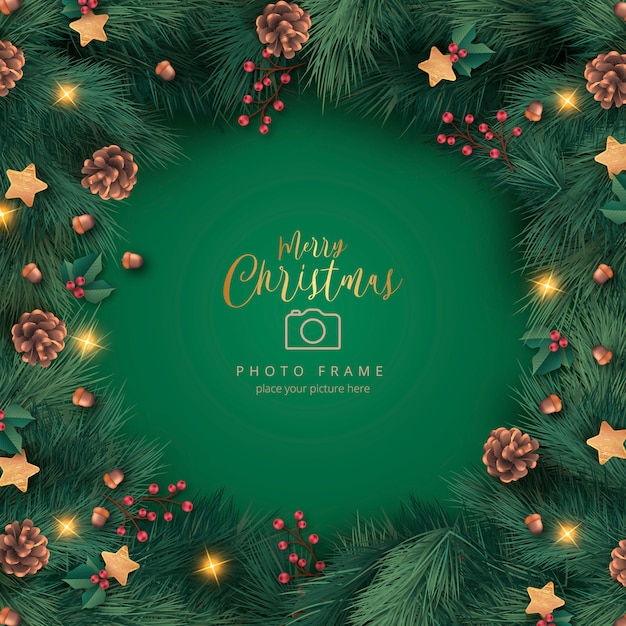 Free vector realistic christmas photo frame with ornaments