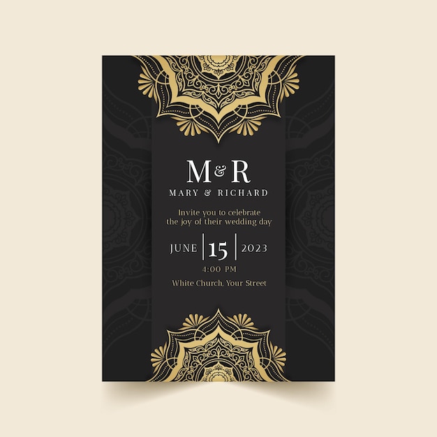 Free vector realistic golden luxury wedding invitation