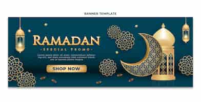 Free vector realistic ramadan horizontal banner