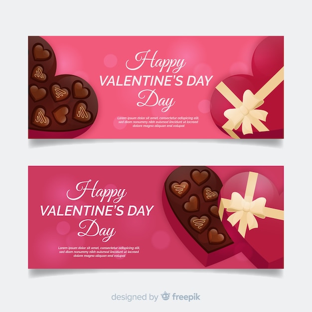 Realistic valentine's day banners