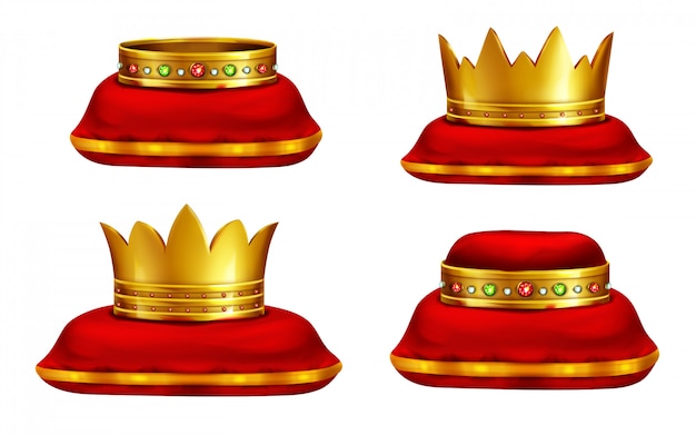Vettore gratuito corone d'oro reali intarsiate con gemme preziose che si trovano sul cuscino cerimoniale rosso
