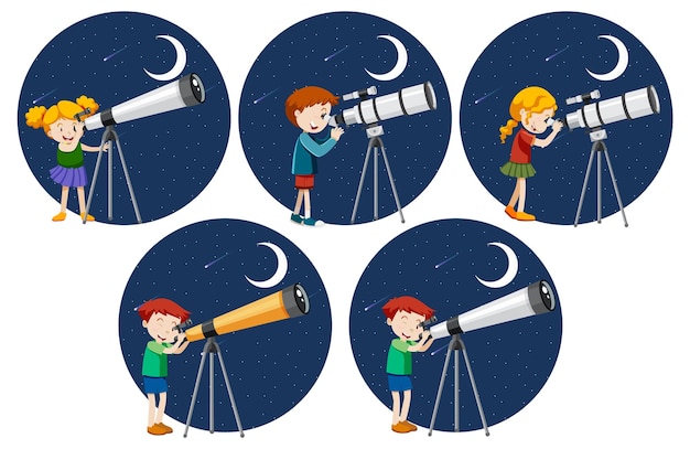 夜に望遠鏡を通して見ているさまざまな子供たちのセット