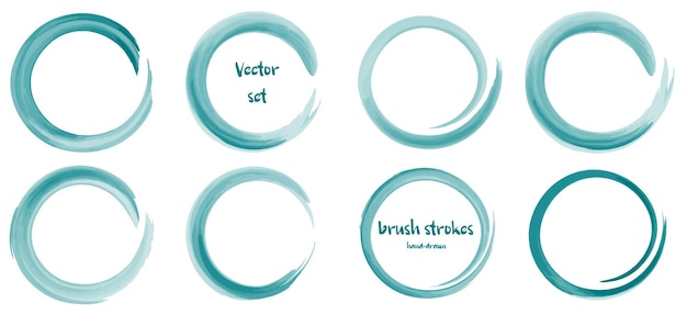 Набор векторных круглых мазков кистью в стиле акварели.