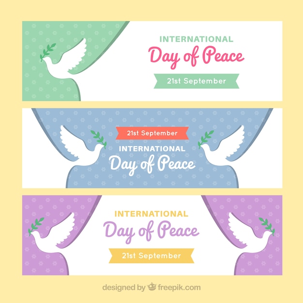 Free vector set of peace day dove banners