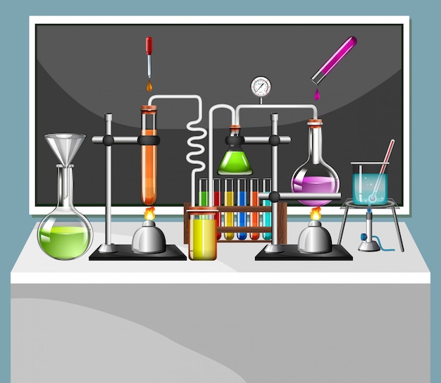 Set di attrezzature scientifiche nel laboratorio scolastico