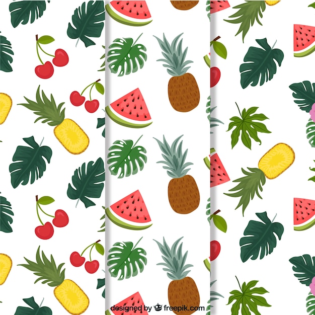 Free vector set of summer patterns with beach elements in hand drawn style